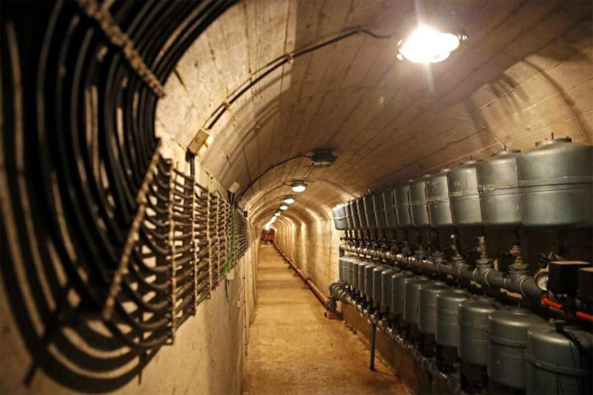titovbunkerkonjic.net